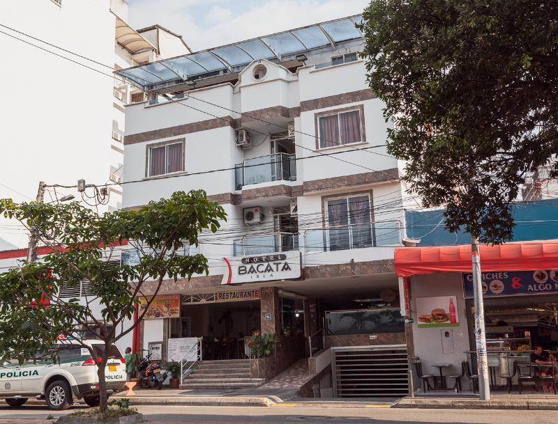 Bacatá 3* Bucaramanga