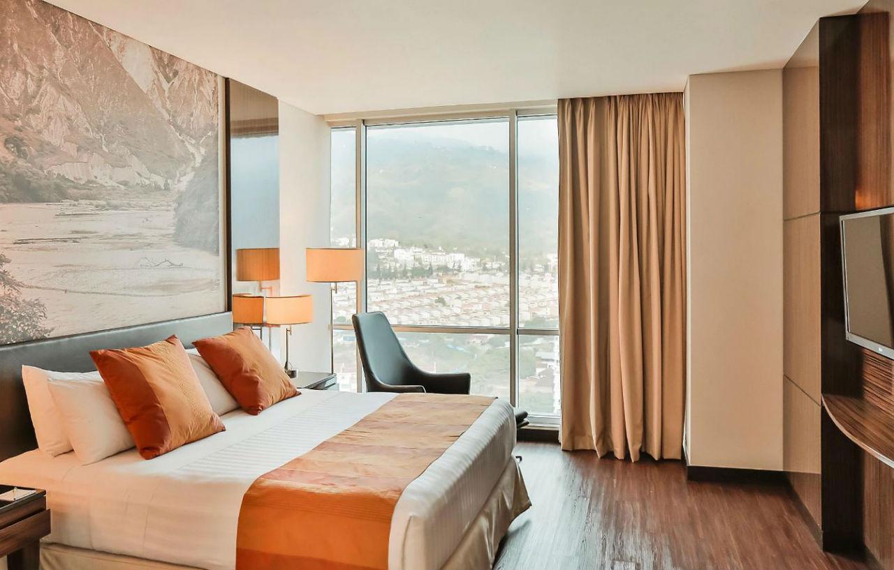 Cacique, An Ihg