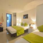 La Pera Hotel