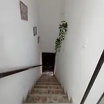 Aparta Estudio Familiar