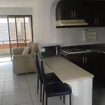 2 Bedroom 1 Bathroom Cabecera With Doorman