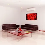 Amoblados Casa De Pinos Bucaramanga