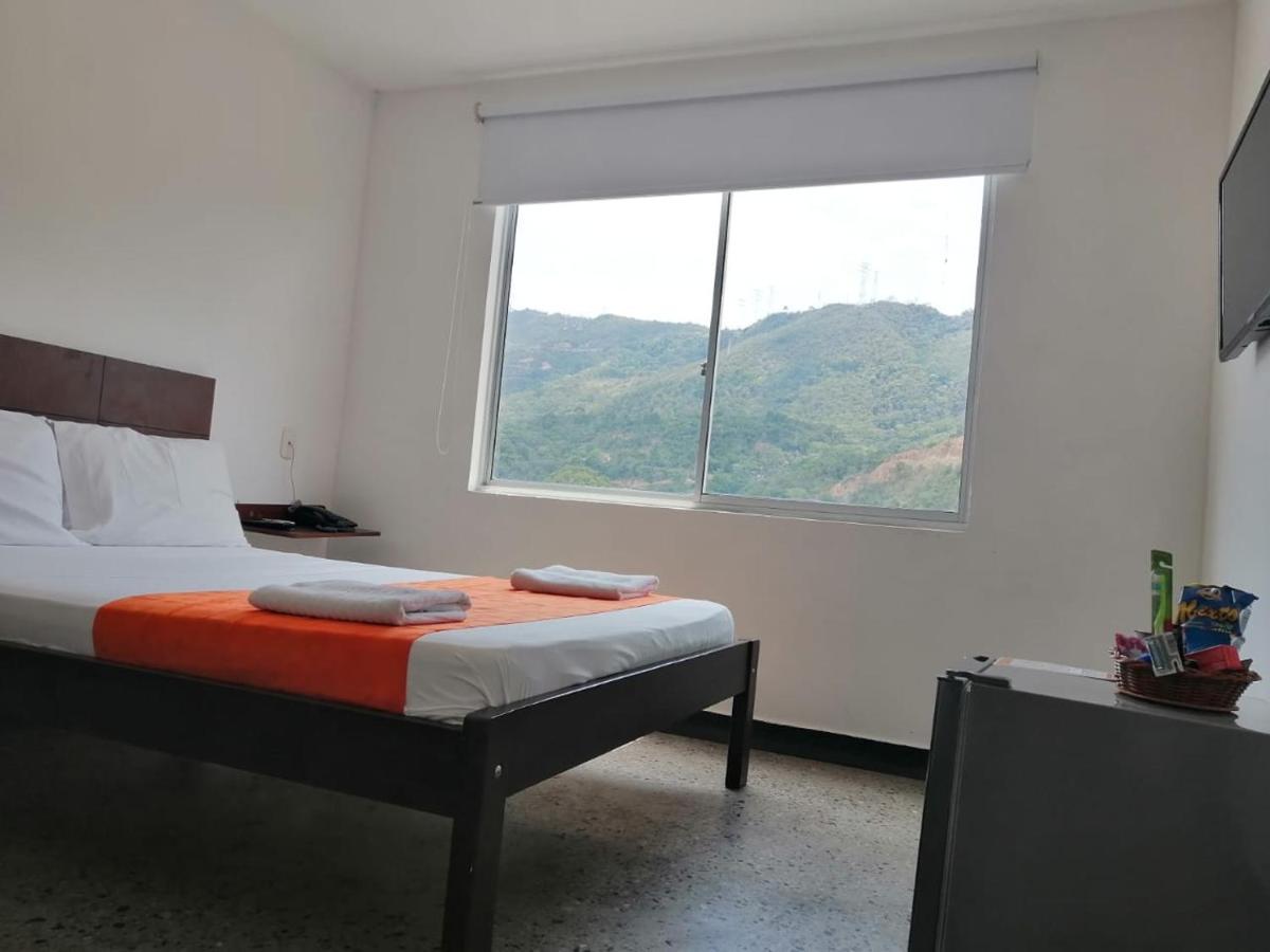 Rivera Central 3*
