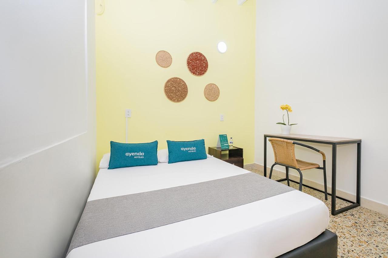 Ayenda Casa De Pinos Sede Cabecera 1522 Hotel 3*
