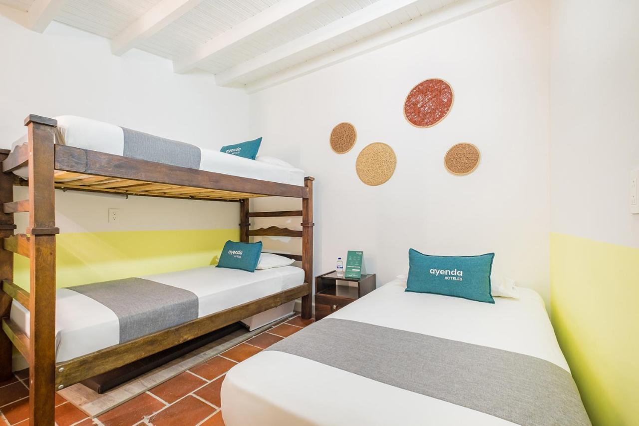 Ayenda Casa De Pinos Sede Cabecera 1522 Hotel 3*