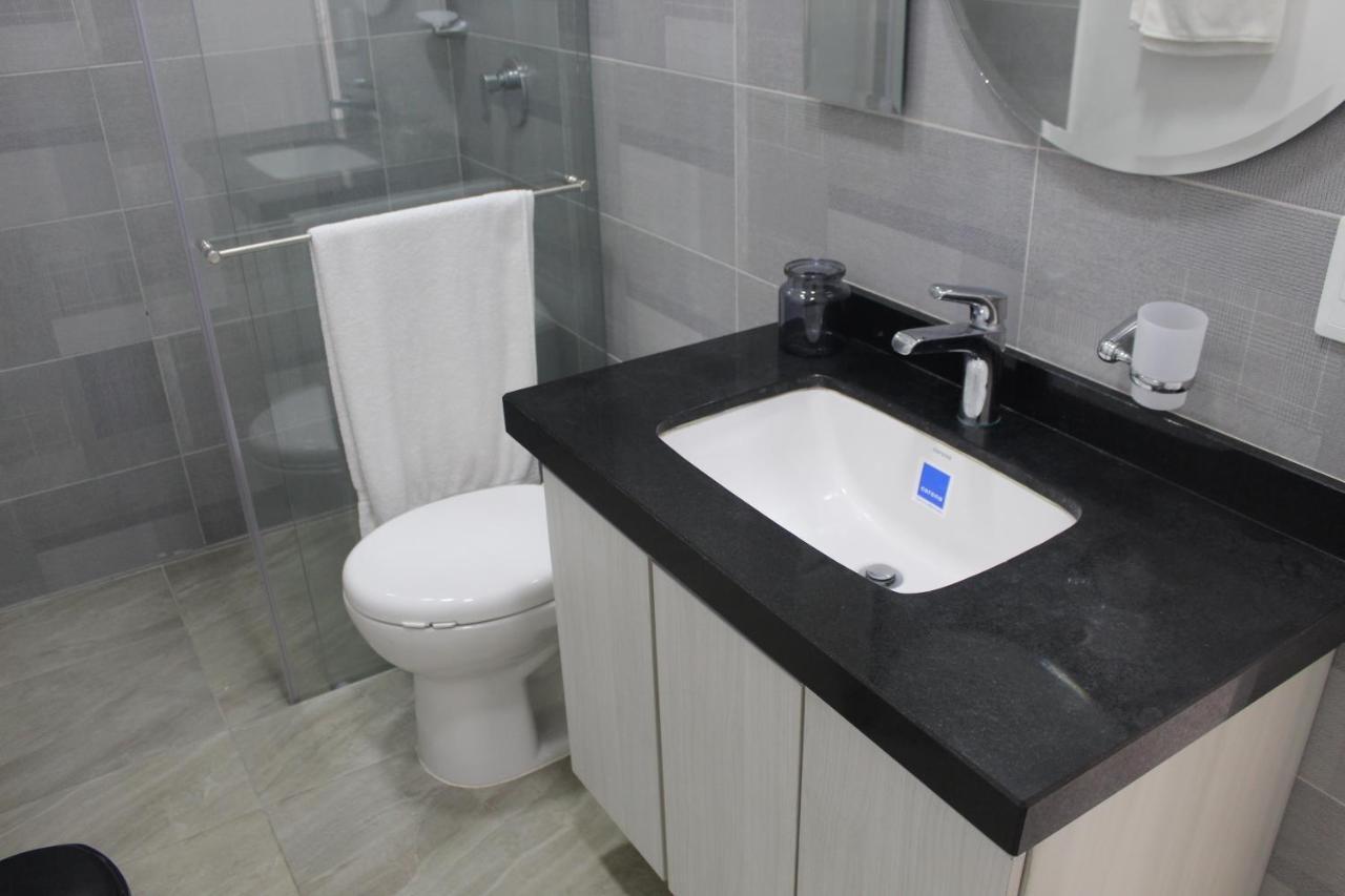 Apartamento Omnia, Amoblado Y Cómodo. *