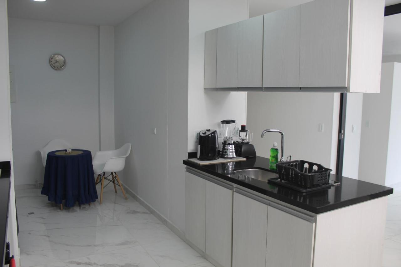 Omnia, Amoblado Y Cómodo. Apartamento