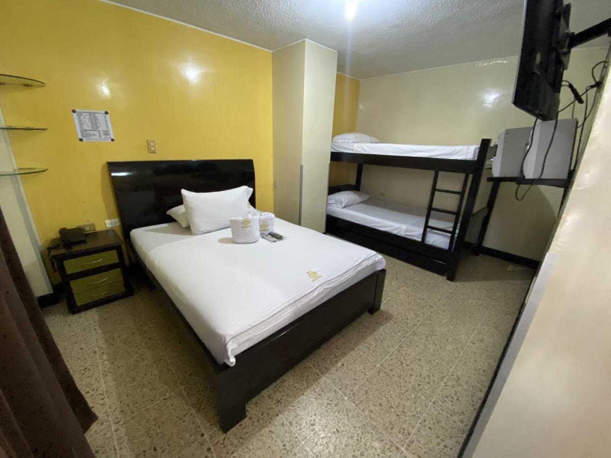 Balmoral Hotel 3*