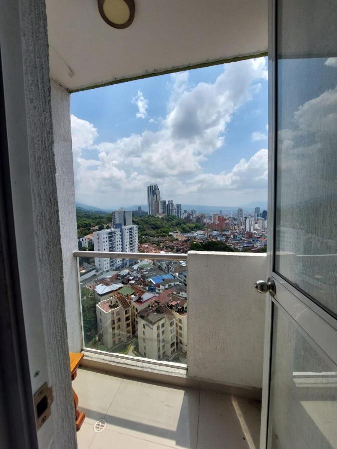 Apartaestudio Piso 19 Con Espectacular Vista A La Ciudad Bonita Apartment Bucaramanga