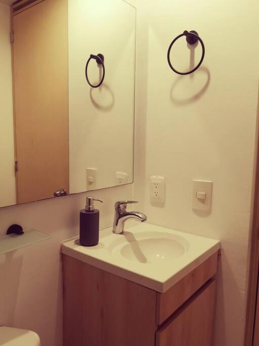 Apartamento Moderno, Ubicacion Estrategica.