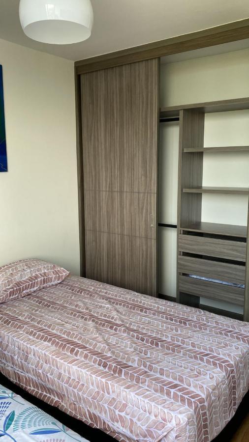 Luxury tent Habitacion Doble Con Bano Compartido En Apartamento Compartido *