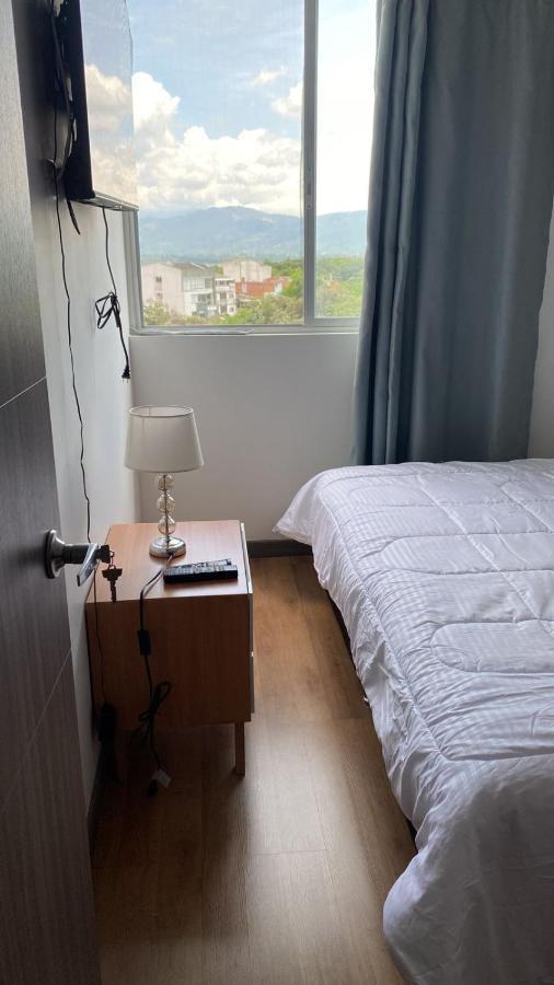 Luxury tent Habitacion Doble Con Bano Compartido En Apartamento Compartido *
