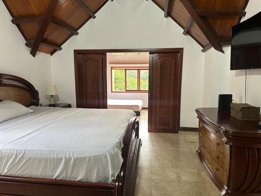 Casa Chalet En Lagos Del Cacique * Bucaramanga