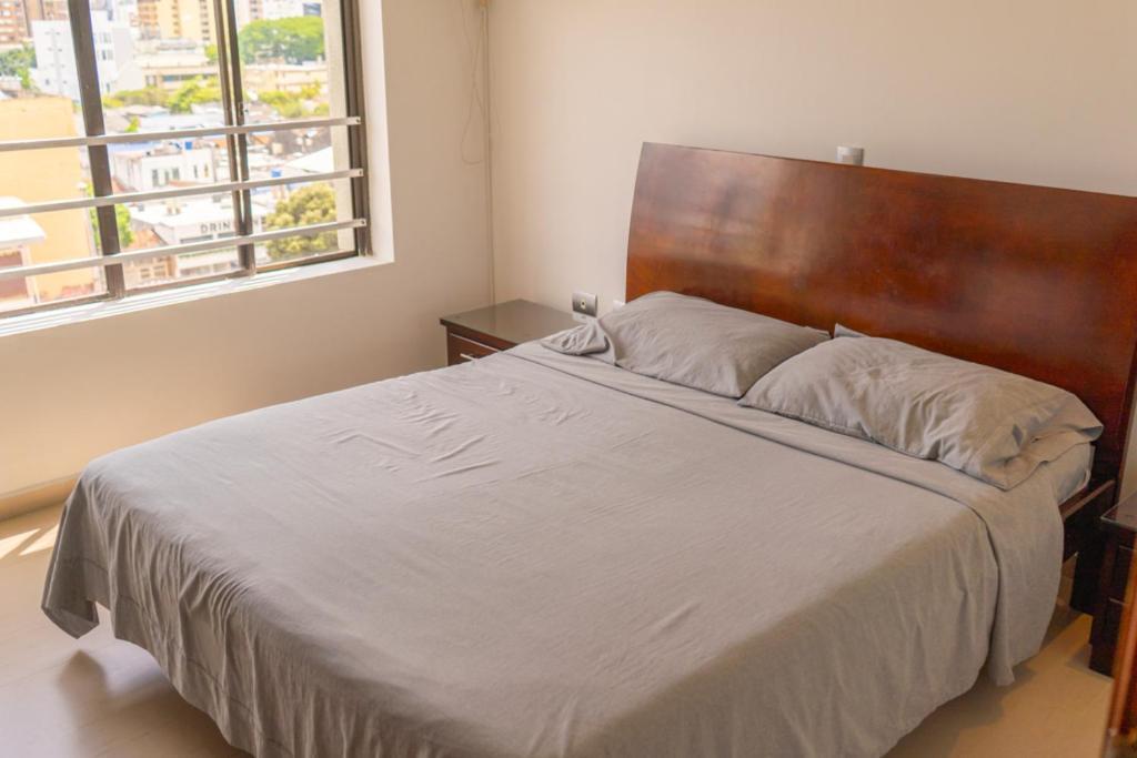 2 Bedroom Located Center Of Cabecera With Doorman Apartment