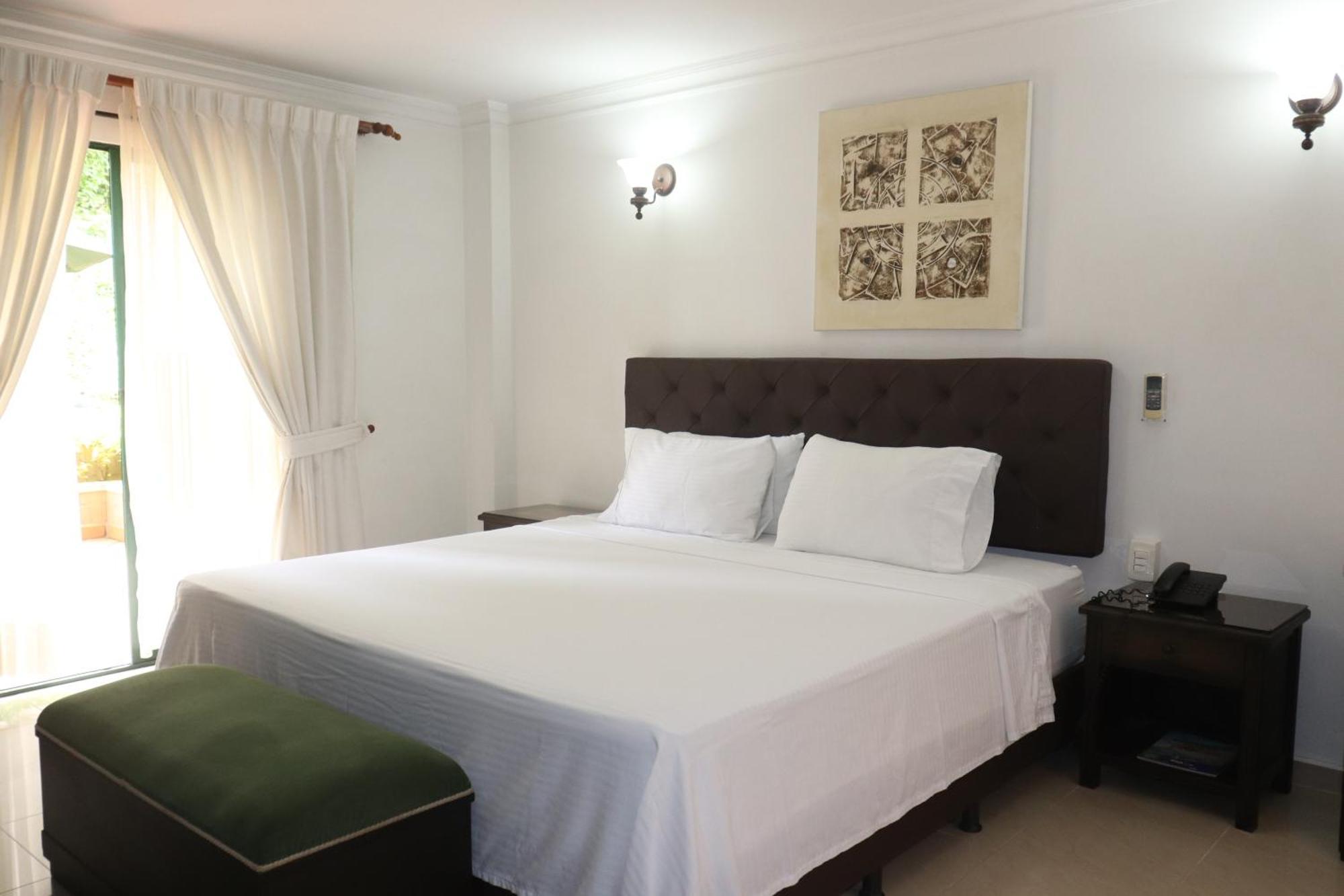 Hotel Palmera Real
