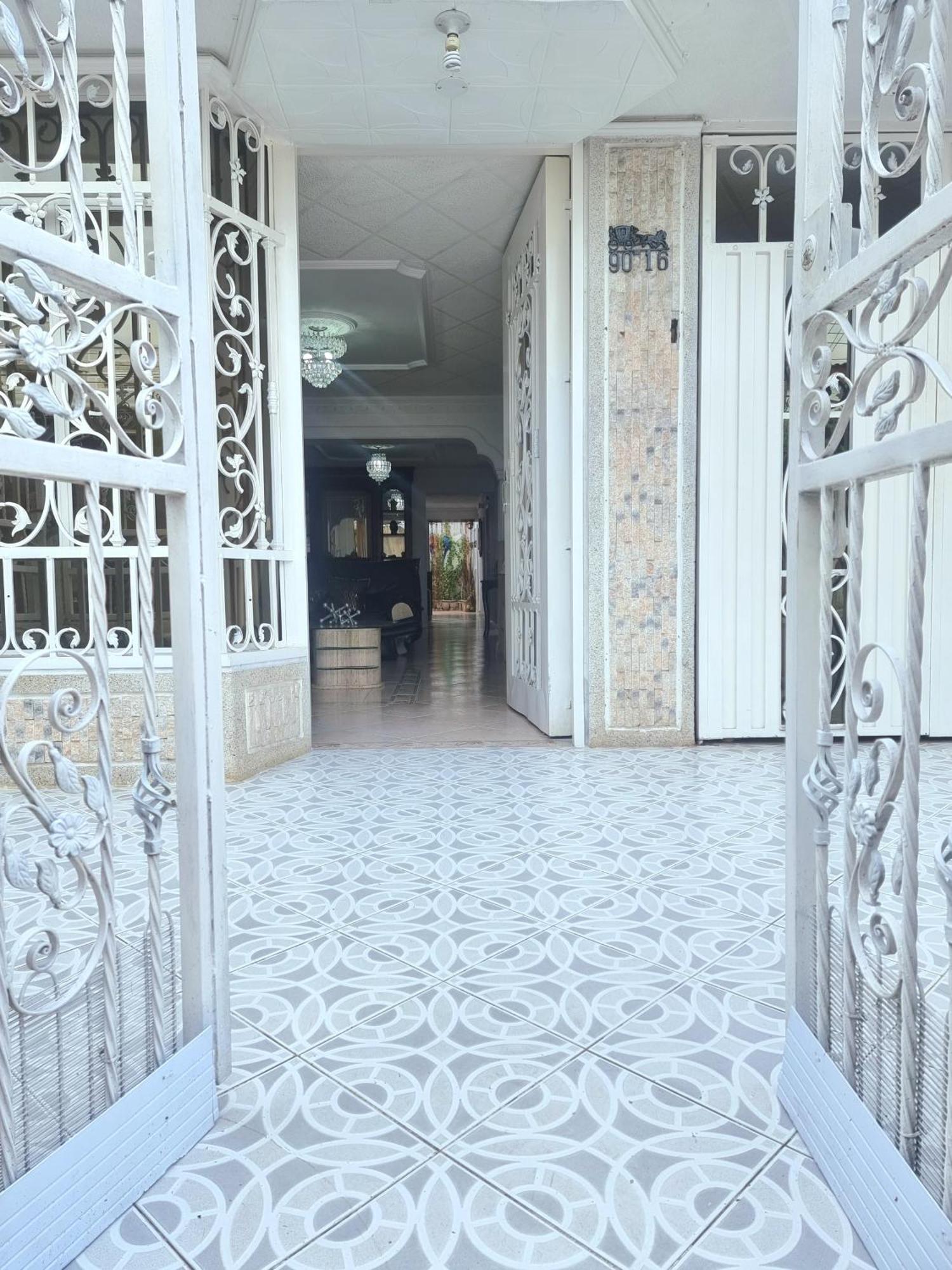 Hermosa Casa En *