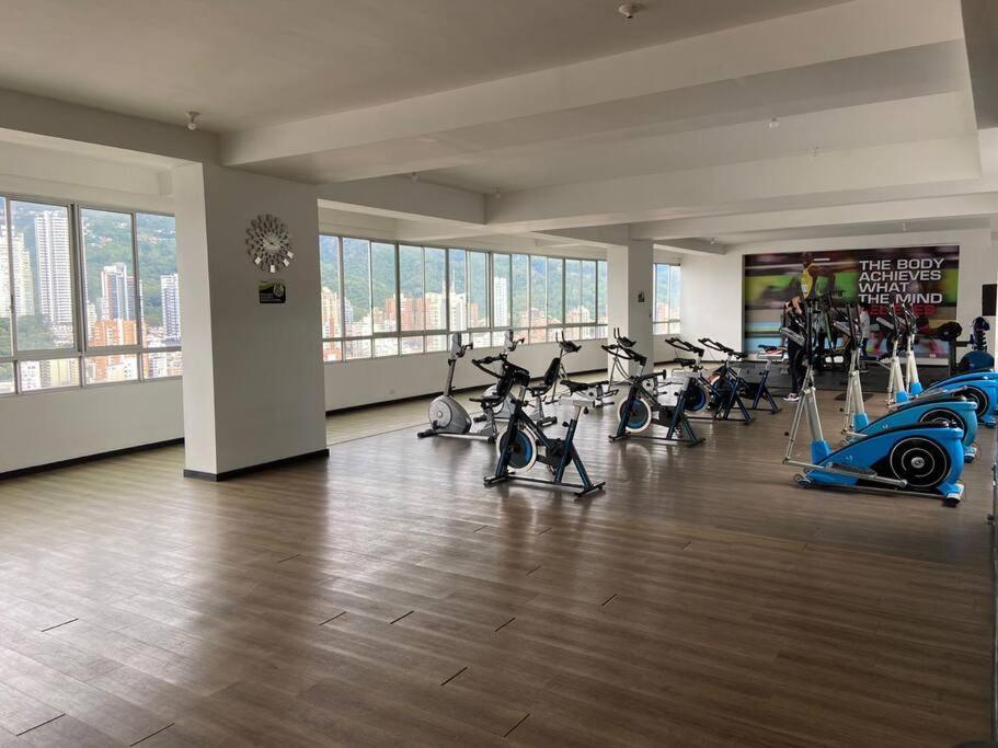 Apto Central Con Piscina Y Gym Apartamento