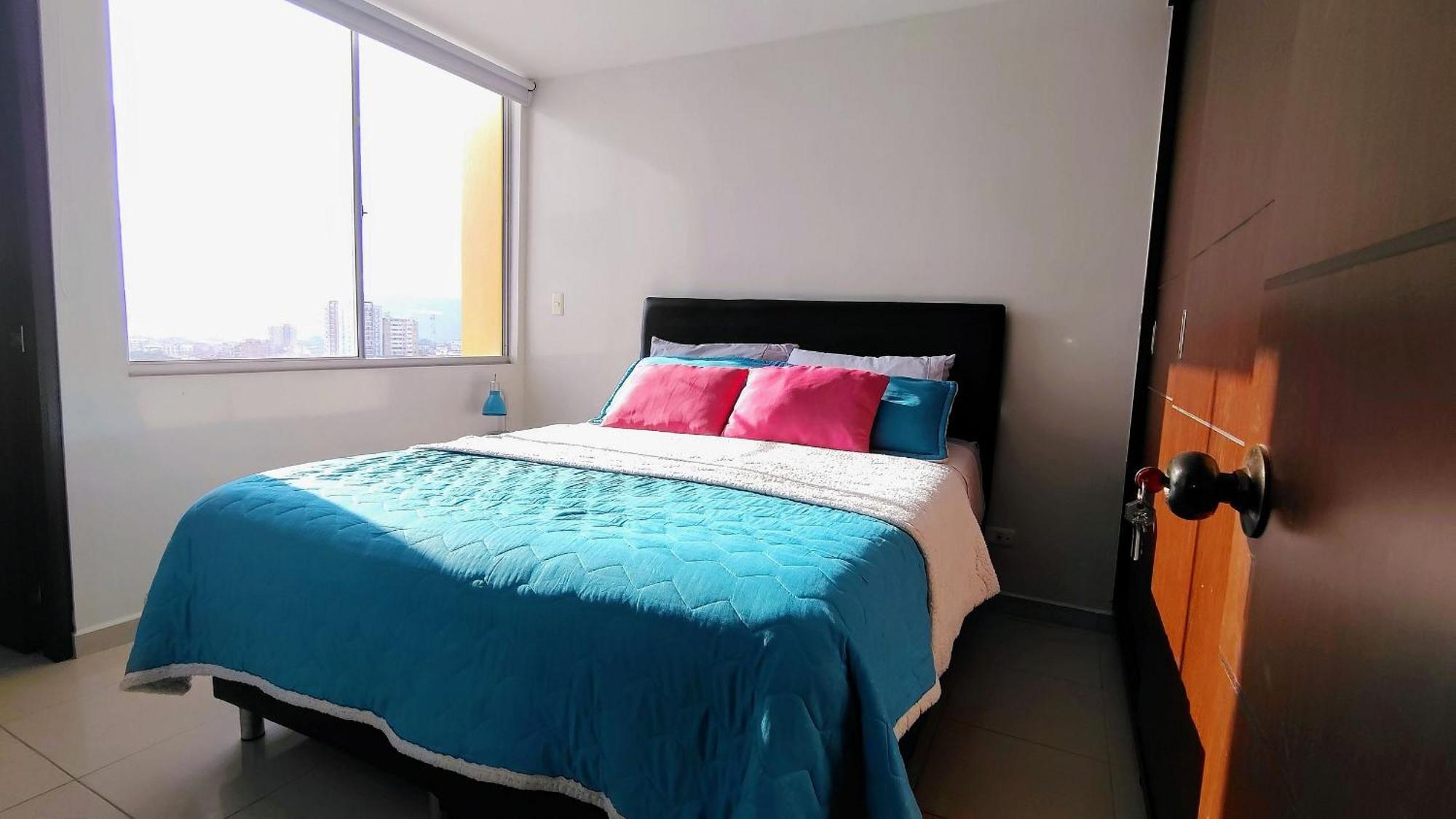 Privada Con Bano En Amoblado - La Concordia, Apartamento Bucaramanga