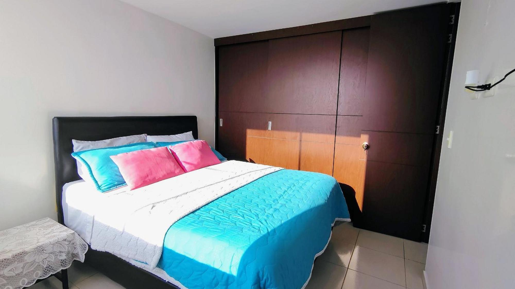Privada Con Bano En Amoblado - La Concordia, Apartamento Bucaramanga