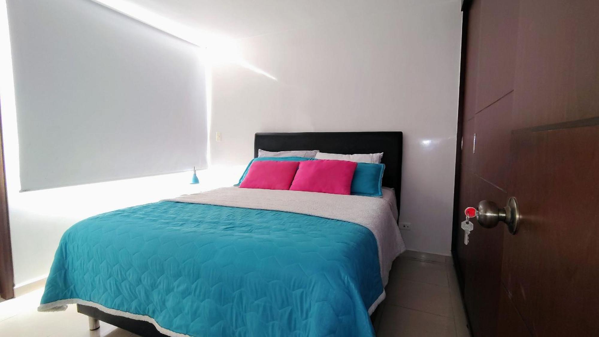 Apartamento Privada Con Bano En Amoblado - La Concordia, *