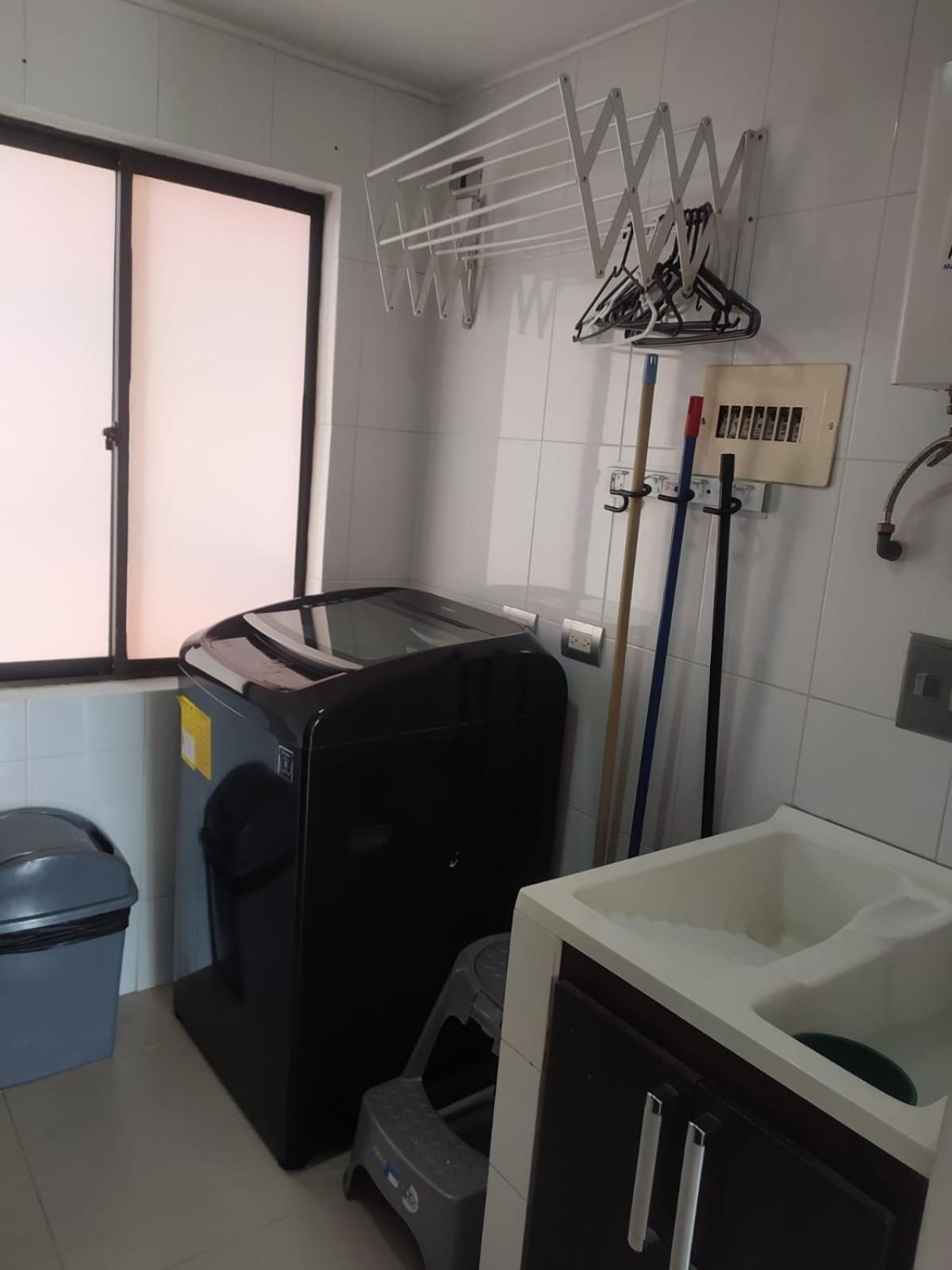 Apartment 2 Bedroom Located Center Of Cabecera With Doorman
