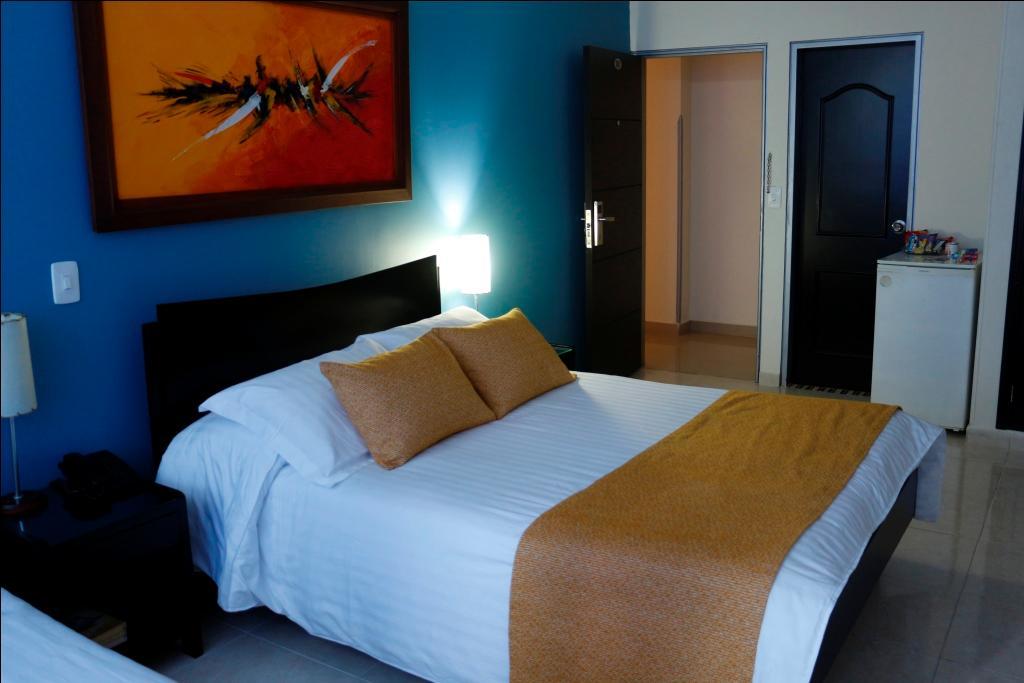 Plazuela Real 3*