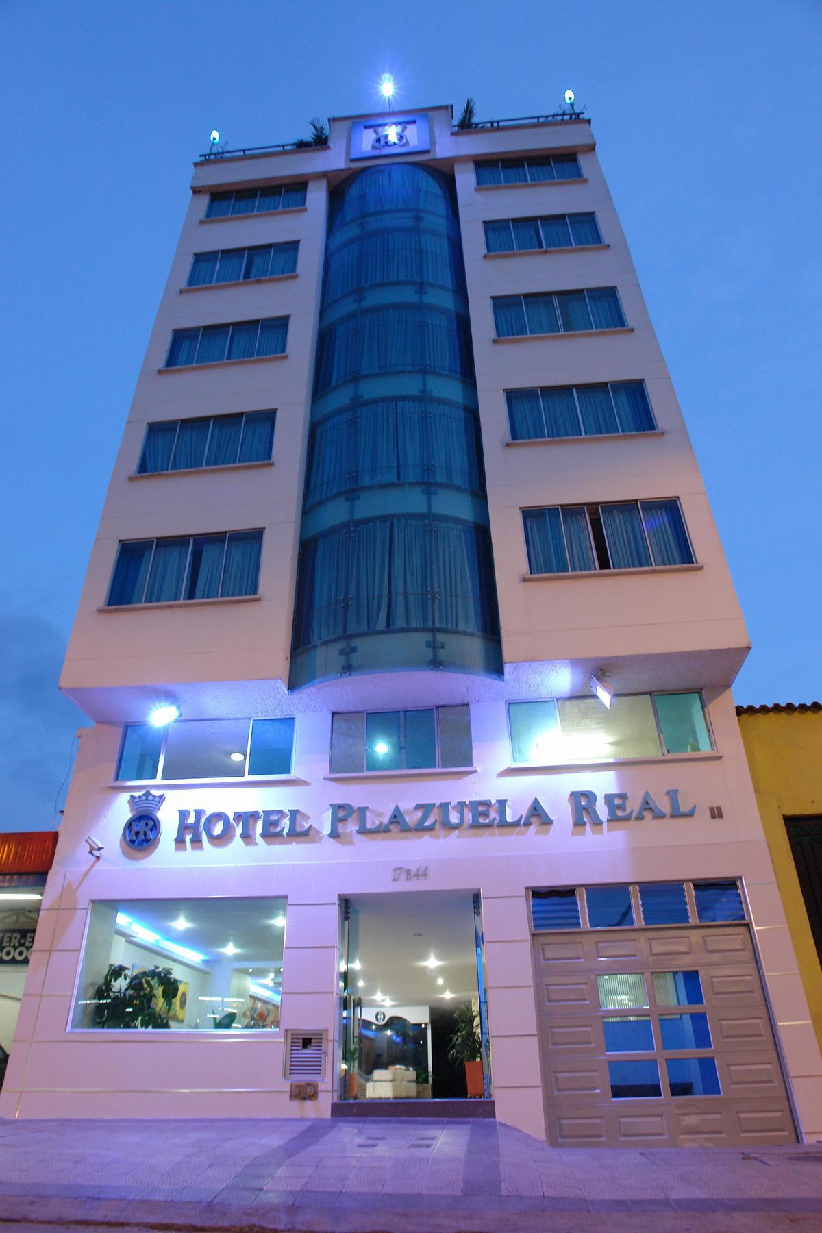 Plazuela Real 3*
