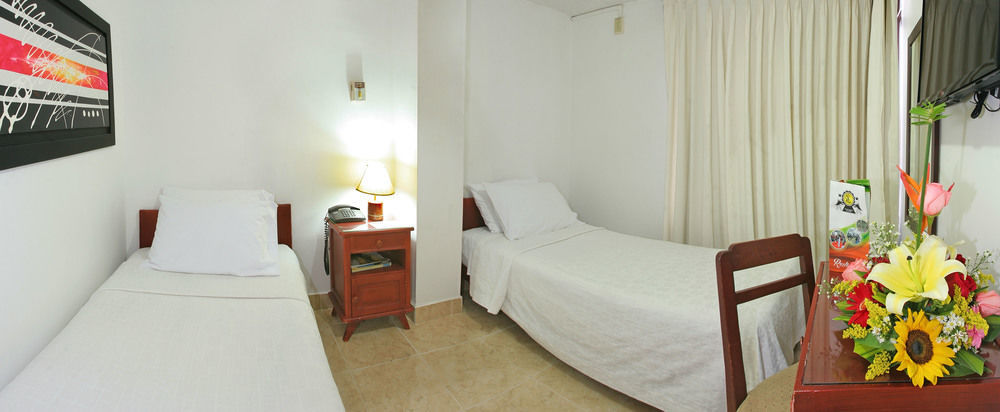 El Pilar Hotel
