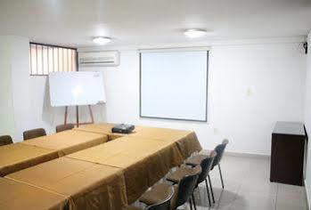 Hotel El Pilar 3*