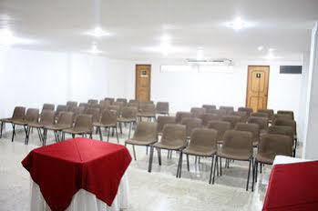 Hotel El Pilar 3*