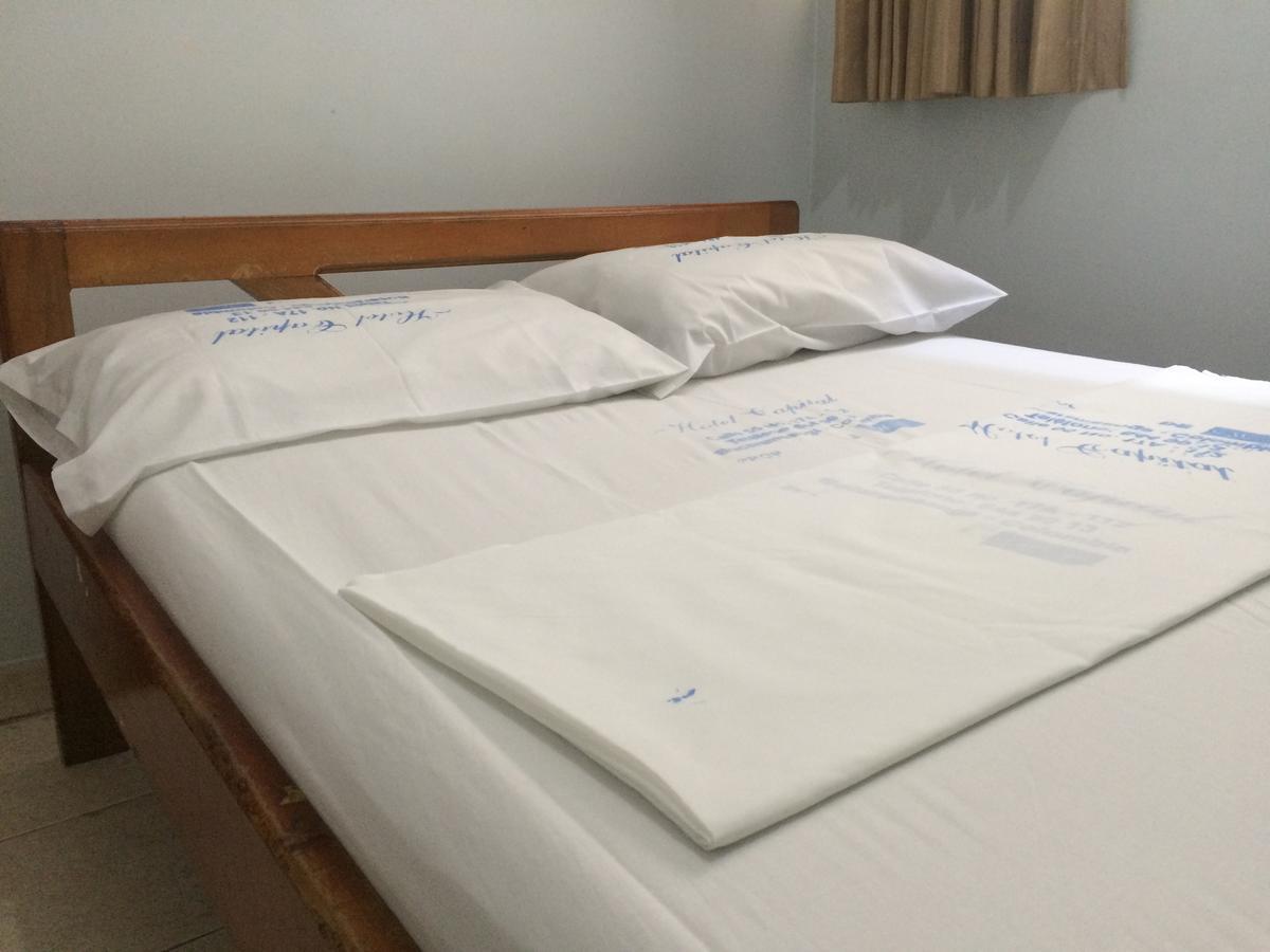 Capital Hotel *