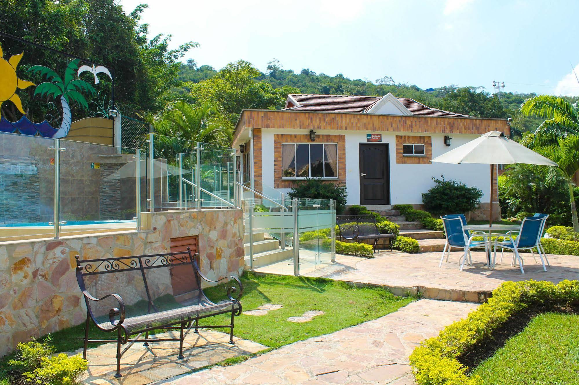 Palmera Real Hotel 3*