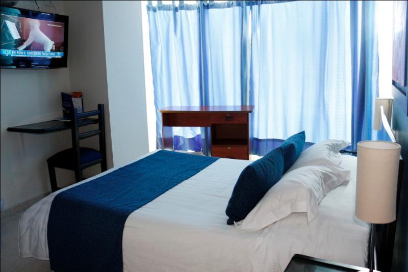 Plazuela Real 3*