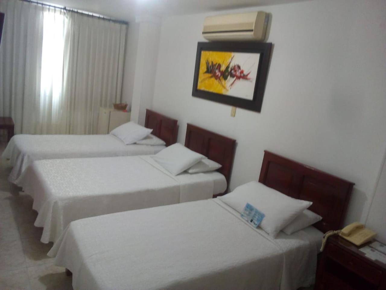 Hotel El Pilar 3*