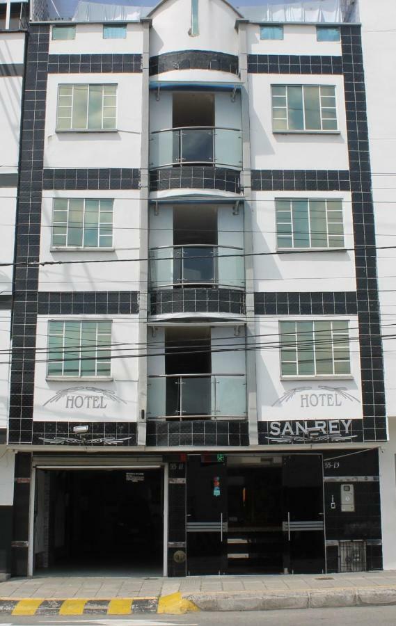 San Rey Hotel