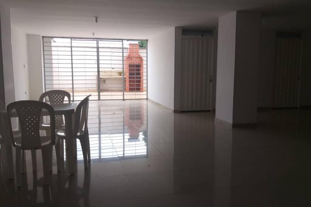 Comodo Apartaestudio En Cerca A La Universidad Santo Tomas Apartamento Bucaramanga