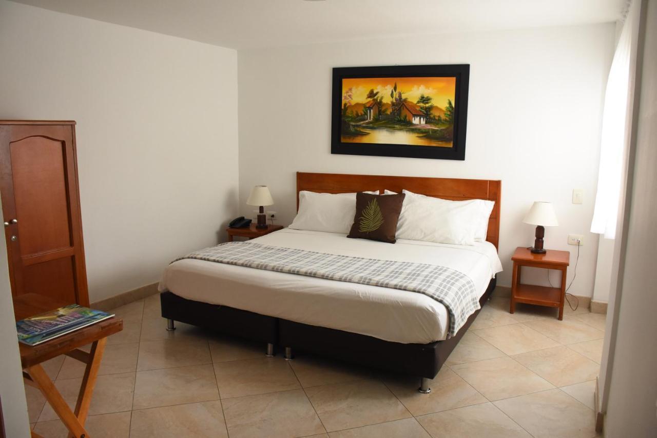 La Hormiga Hotel 3*